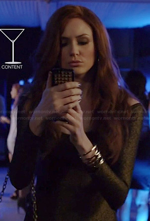Eliza's gold long sleeved dress on Selfie