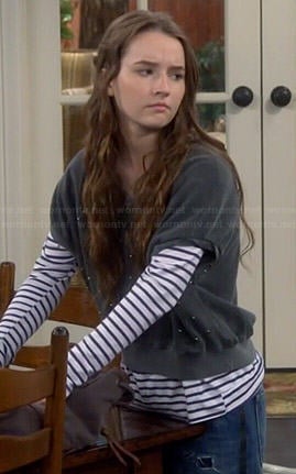 Eve's grey studded short sleeve sweatshirt on Last Man Standing
