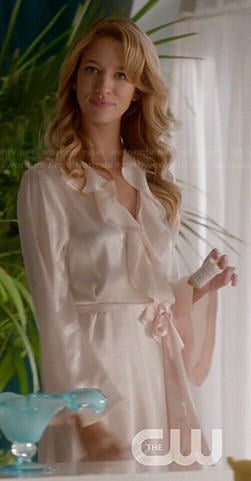 Petra's long ruffle front robe on Jane the Virgin