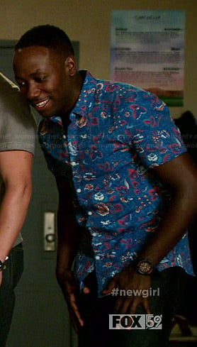 Winston's blue floral short sleeved shirt on New Girl