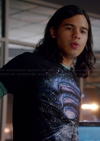 Cisco's spiral galaxy tee on The Flash