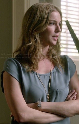 Emily's steel blue top on Revenge