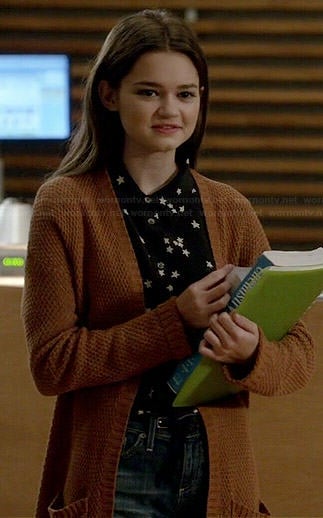 Emma's black and white star print shirt and tan knit cardigan on Red Band Society