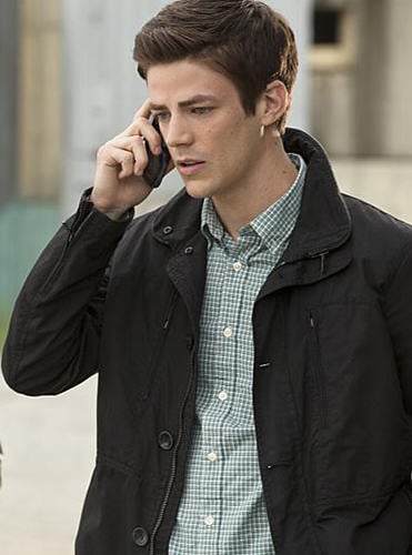 Barry's black jacket on The Flash