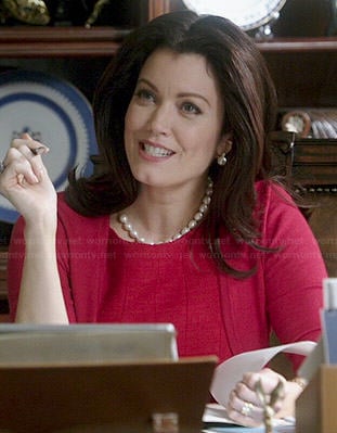 Mellie's red dress and shrug on Scandal