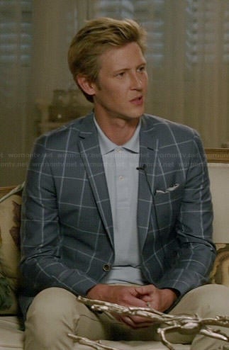 Nolan's blue grid checked blazer on Revenge