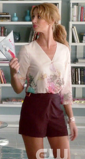 Petra's floral wrap blouse and burgundy shorts on Jane the Virgin