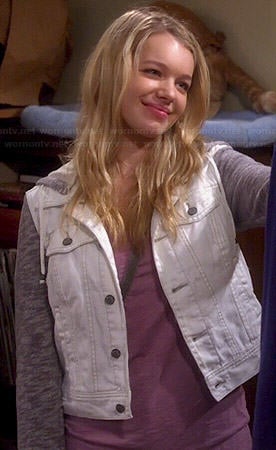 Violet's white denim jacket with grey sleeves on Mom