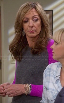 Bonnie's grey sweater with pink sleeves on Mom
