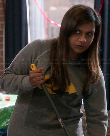 Mindy's grey mountain graphic sweatshirt on The Mindy Project