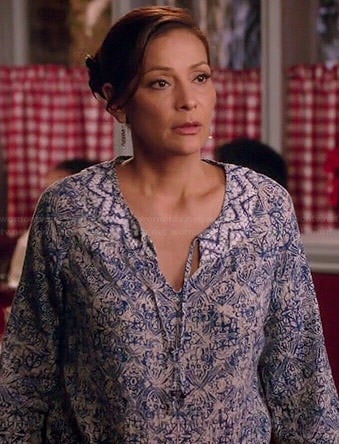 Regina's blue printed blouse on Switched at Birth