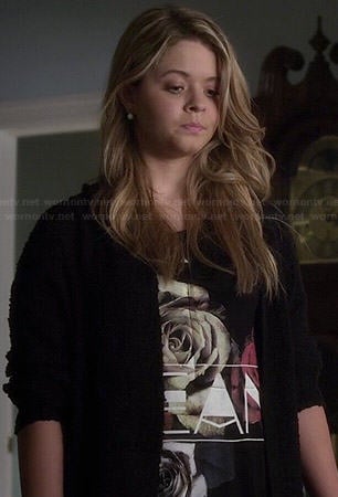 Ali's 'Dream' rose graphic top on Pretty Little Liars
