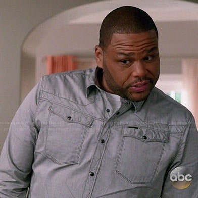 Andre's contrast button down shirt on Black-ish