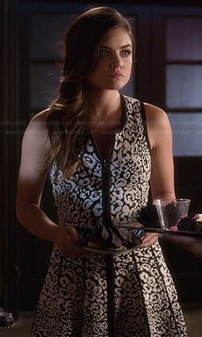 Aria's black and white leopard print dress on Pretty Little Liars
