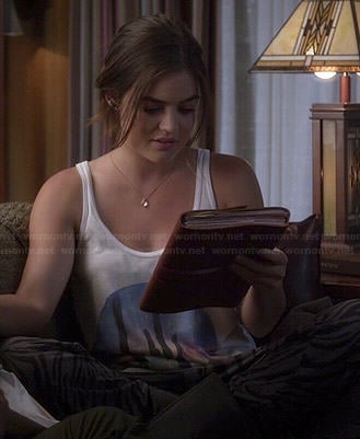 Aria's graphic tank and zebra striped sweatpants on Pretty Little Liars