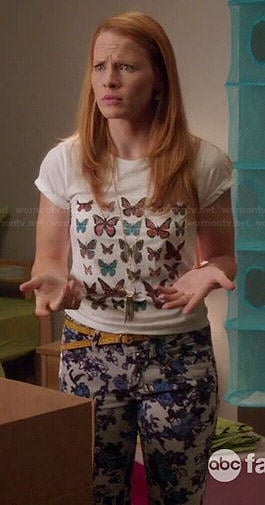 Daphne's butterfly print tee and floral jeans on Switched at Birth