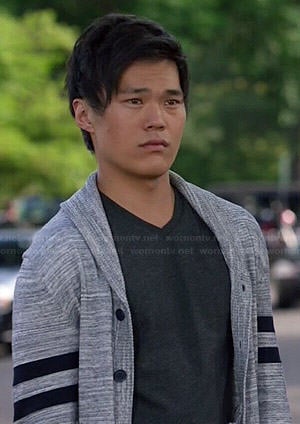 Ezekiel's grey varsity cardigan on The Librarians