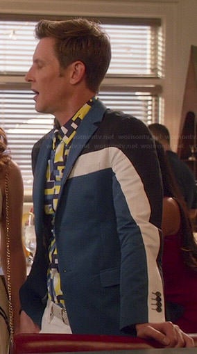 Nolan's blue colorblock blazer on Revenge