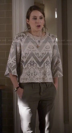 Spencer's white lace cropped sweater with zig zag pattern on Pretty Little Liars