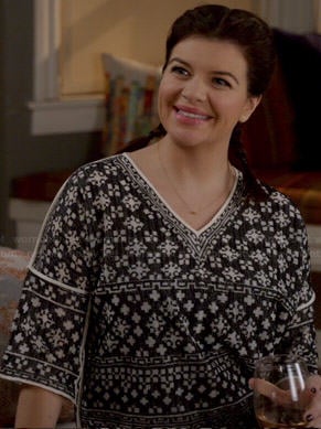 Annie's black and white printed v-neck boxy top on Marry Me