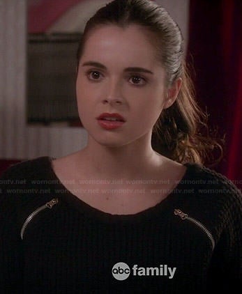 Bay's cropped zip-shoulder sweater on Switched at Birth