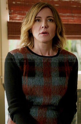 Ellie's fluffy plaid front sweater on Cougar Town