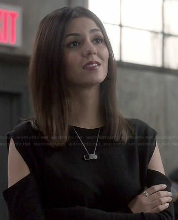 Lindy's black cutout shoulder sweater on Eye Candy