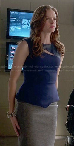 Caitlin's blue leather panel peplum top on The Flash