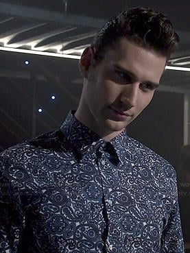 Connor's blue paisley shirt on Eye Candy