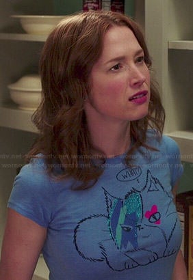 Kimmy's Bowie Cat tee on Unbreakable Kimmy Schmidt