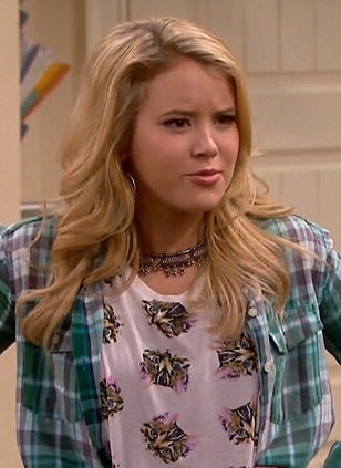 Lennox's cat print top and green plaid shirt on Melissa and Joey