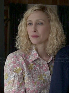 Norma's pink and yellow floral shirt on Bates Motel