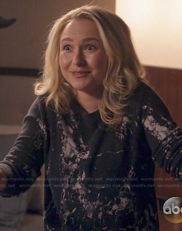 Juliette's black cracked print sweater on Nashville
