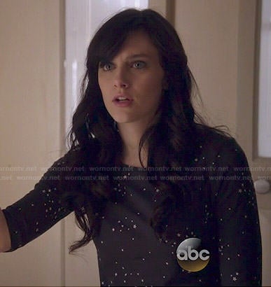 Layla's black star print top on Nashville