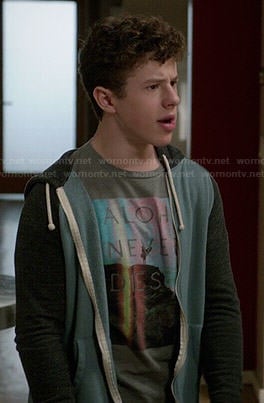 Luke's Aloha Never Dies tee on Modern Family