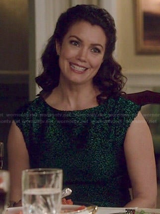 Mellie's green textured dress on Scandal