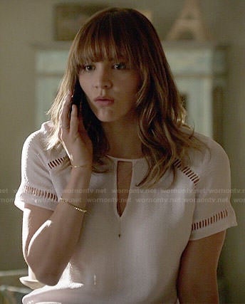 Paige's white textured keyhole top on Scorpion
