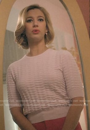 Petra's pink textured short sleeve sweater on Jane the Virgin