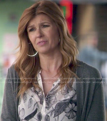 Rayna's floral illustrated blouse on Nashville