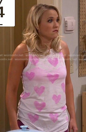 Gabi's heart print top on Young and Hungry