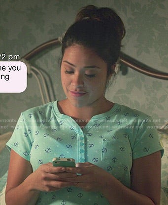 Jane's anchor print pajamas on Jane the Virgin