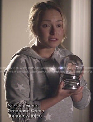Juliette's grey star print hoodie on Nashville