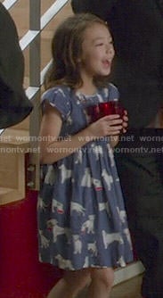 Lily's blue dog print dress on Modern Family