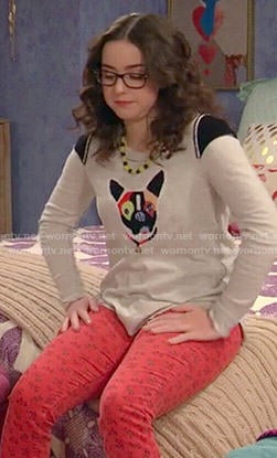 Delia's dog sweater and floral red jeans on I Didn't Do It