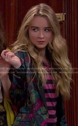 Maya's printed blazer on Girl Meets World