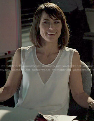 Quinn's white mesh panel top on UnReal