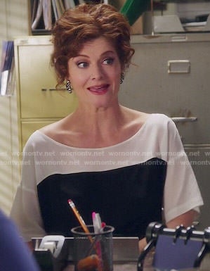 Evelyn's black and white colorblock top on Devious Maids