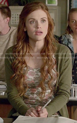 Lydia's floral top and green cardigan on Teen Wolf