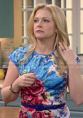 Mel's floral and feather print dress on Melissa and Joey