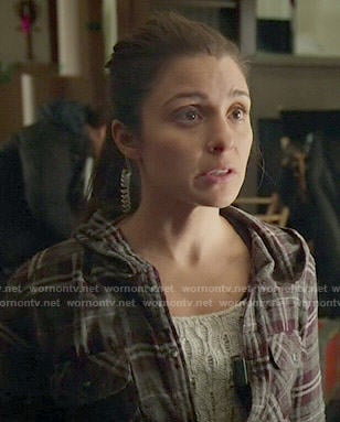 Rachel's plaid hooded shirt on UnReal
